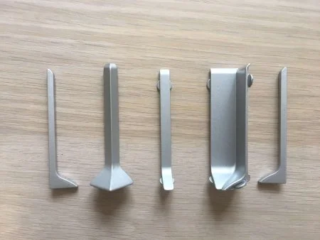 Заглушки для плинтуса ЭлитПроф Плоский 100 (Алюм) в Барнауле