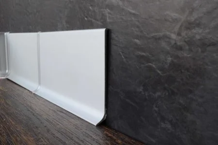 Алюминиевый плинтус ЭлитПроф Анодированный Плоский (80х11х2500 мм) в Барнауле