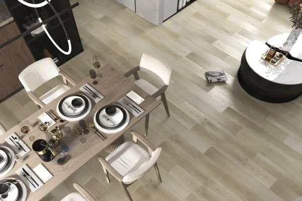 Кварц-виниловая плитка Refloor Fargo Comfort 1166-02 Дуб Спелый Миндаль (Градиент) в Барнауле