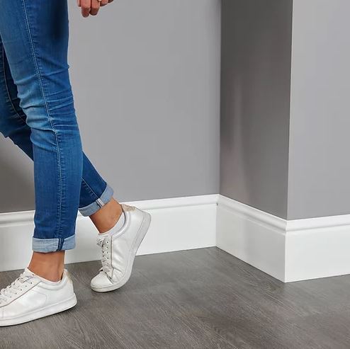 Плинтус NMC Wallstyl FL17 (170х18х2000 мм) в #REGION_NAME_DECLINE_PP#